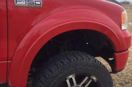 2006 Ford FX4, low kms, lifted on 35", V8 aut