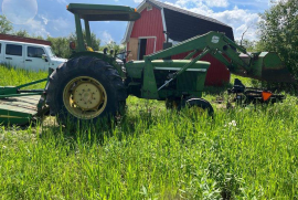 John Deere tractor 2130 series