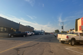 High exposure commercial/apartment. P. River