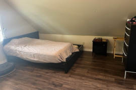 High exposure commercial/apartment for sale