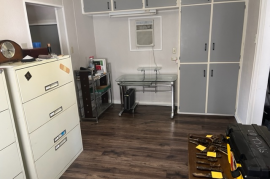 High exposure commercial/apartment for sale