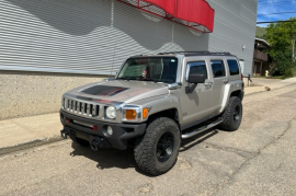 Hummer 2006 H3 in good condition
